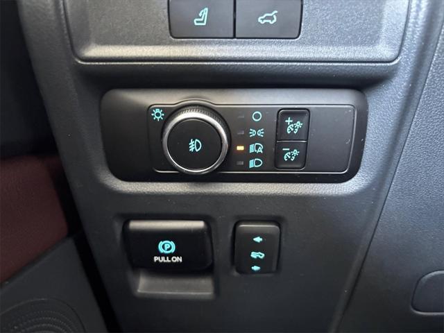 used 2023 Ford Expedition Max car, priced at $39,988