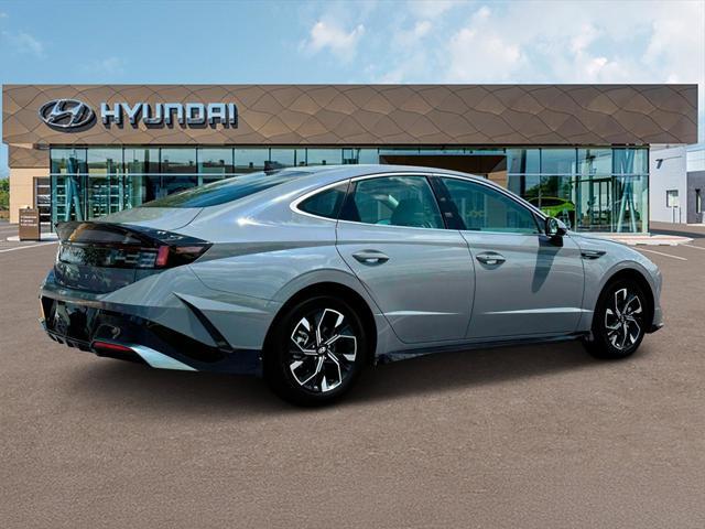 new 2025 Hyundai Sonata car, priced at $28,885