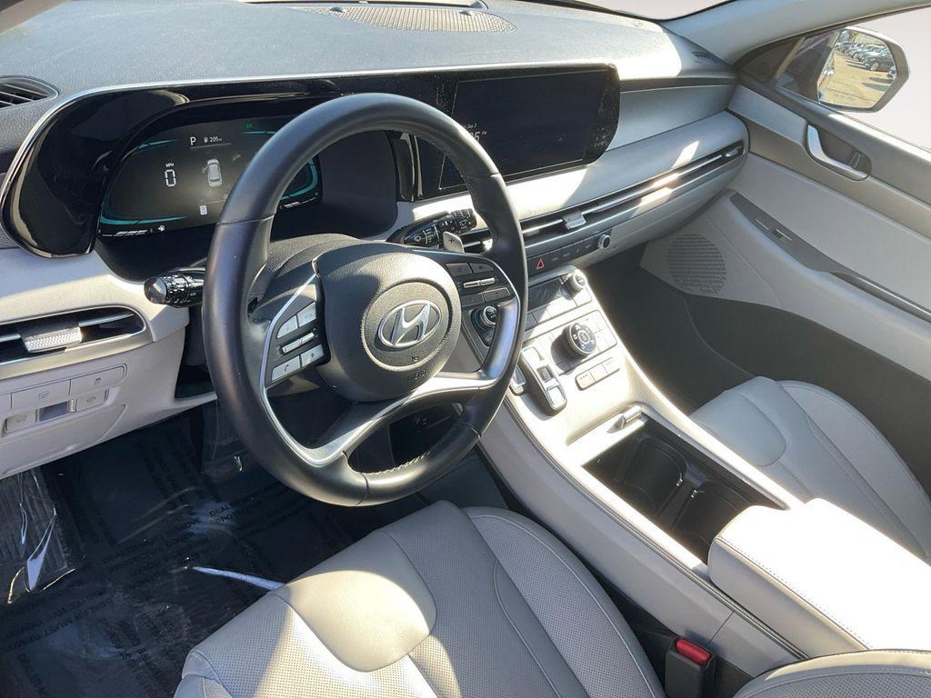 used 2024 Hyundai Palisade car, priced at $30,995