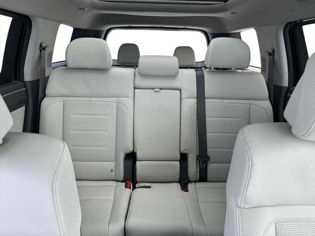 new 2025 Hyundai Santa Fe car, priced at $45,999
