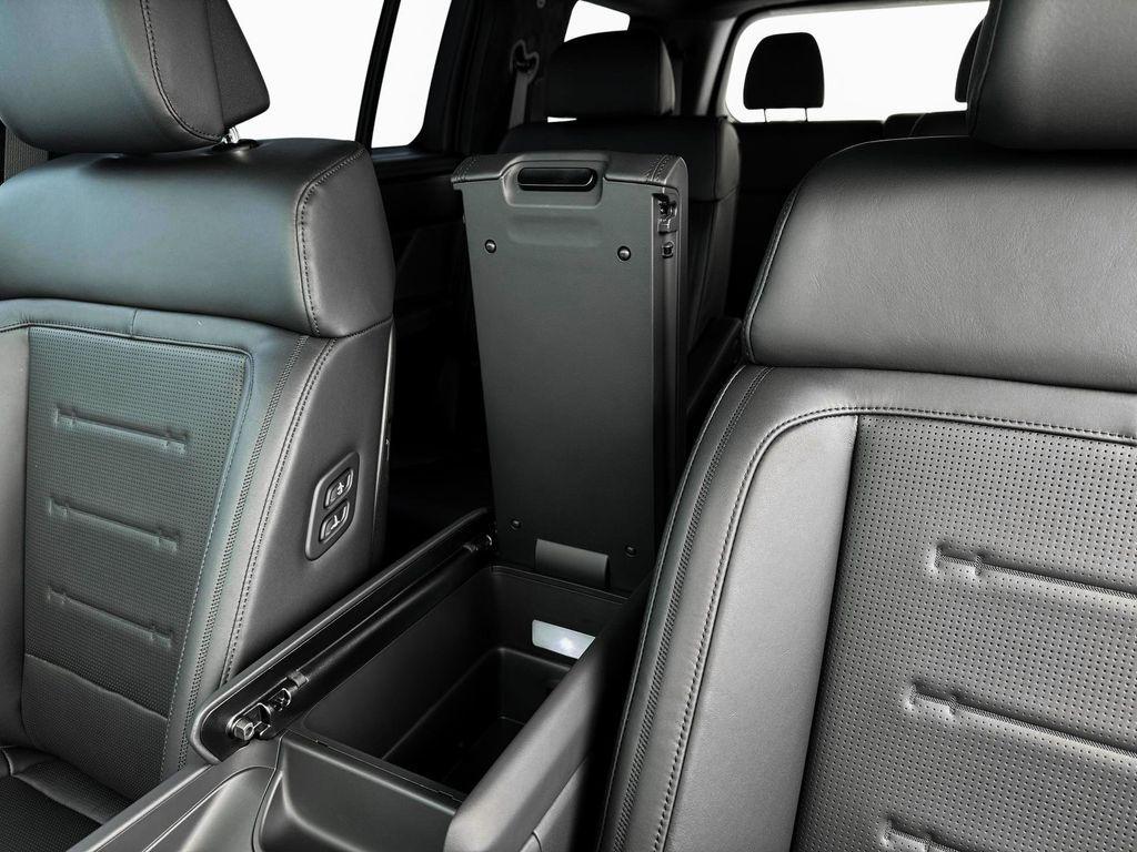 new 2025 Hyundai SANTA FE HEV car, priced at $49,505