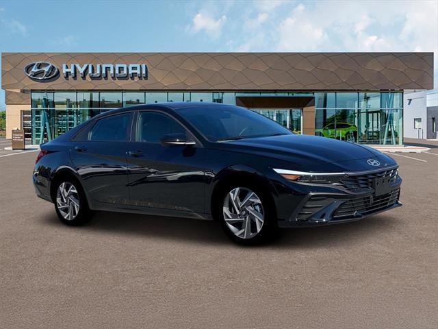 new 2025 Hyundai Elantra car, priced at $29,285