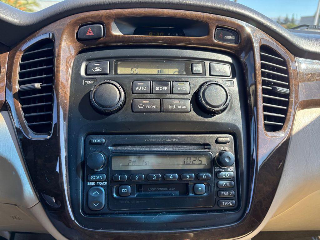 used 2003 Toyota Highlander car, priced at $4,100
