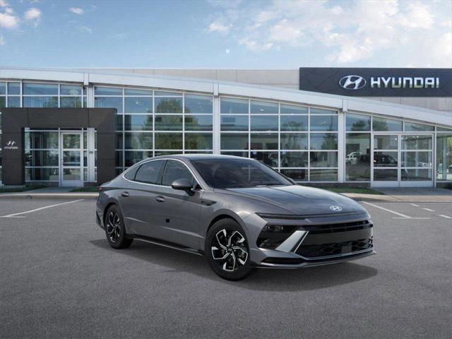 new 2025 Hyundai Sonata car, priced at $28,885