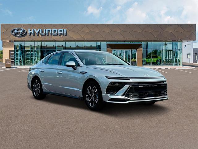 new 2025 Hyundai Sonata car, priced at $28,885