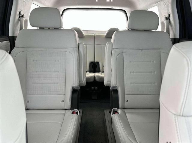 new 2025 Hyundai Santa Fe car, priced at $47,895