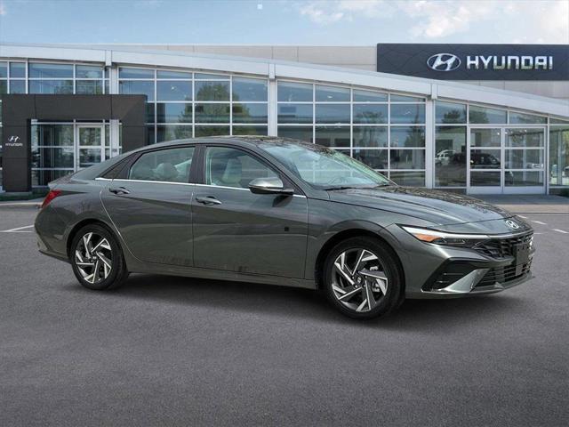 new 2025 Hyundai Elantra car, priced at $30,535