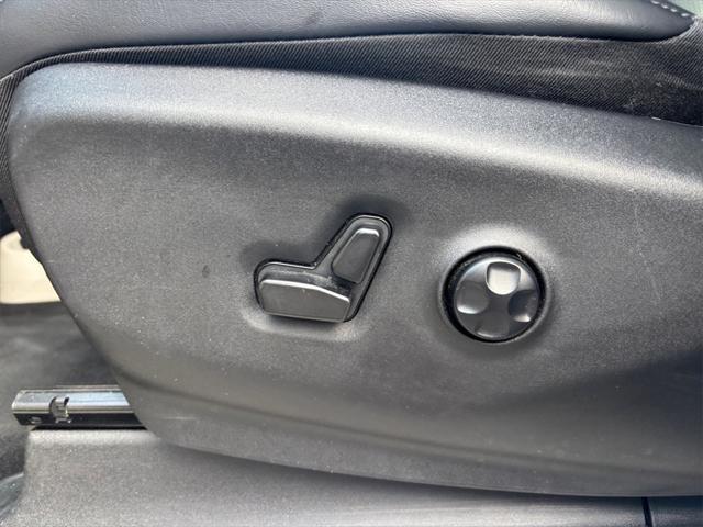used 2023 Chrysler Pacifica car, priced at $21,695