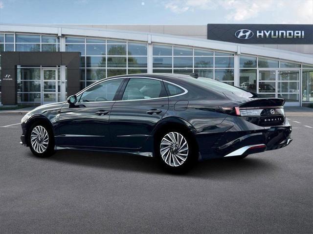 new 2025 Hyundai Sonata Hybrid car, priced at $38,075