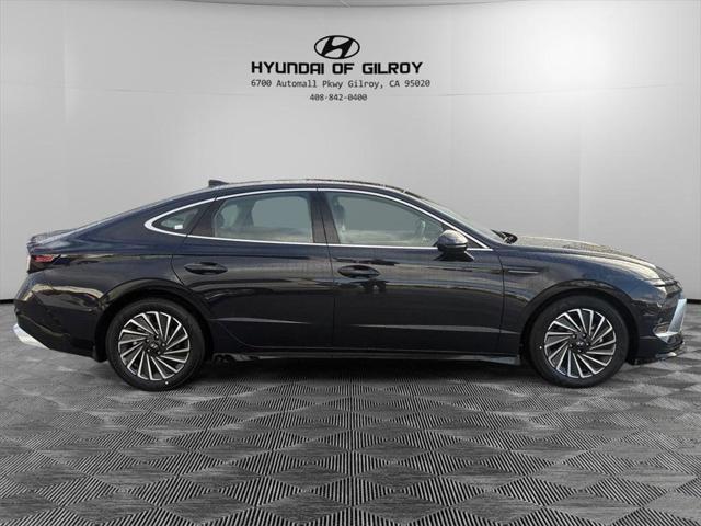 new 2025 Hyundai Sonata Hybrid car, priced at $37,995