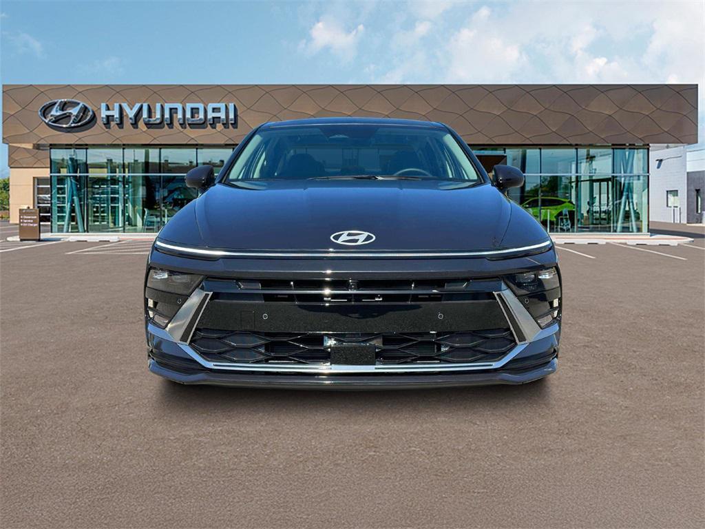 new 2025 Hyundai Sonata Hybrid car, priced at $38,130