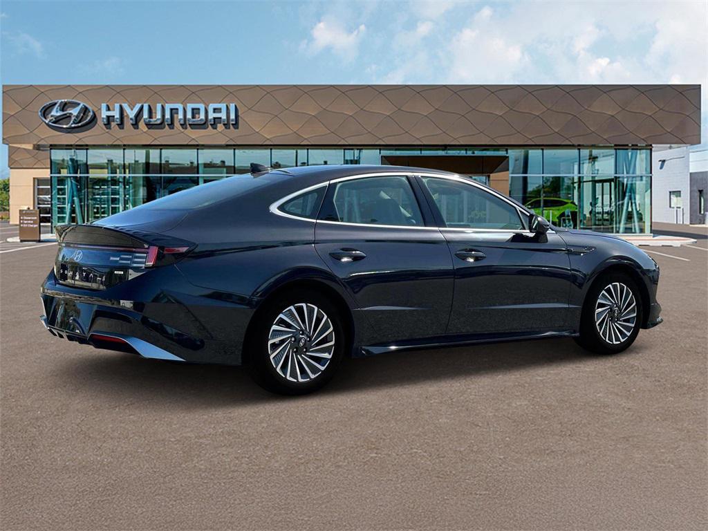 new 2025 Hyundai Sonata Hybrid car, priced at $38,130