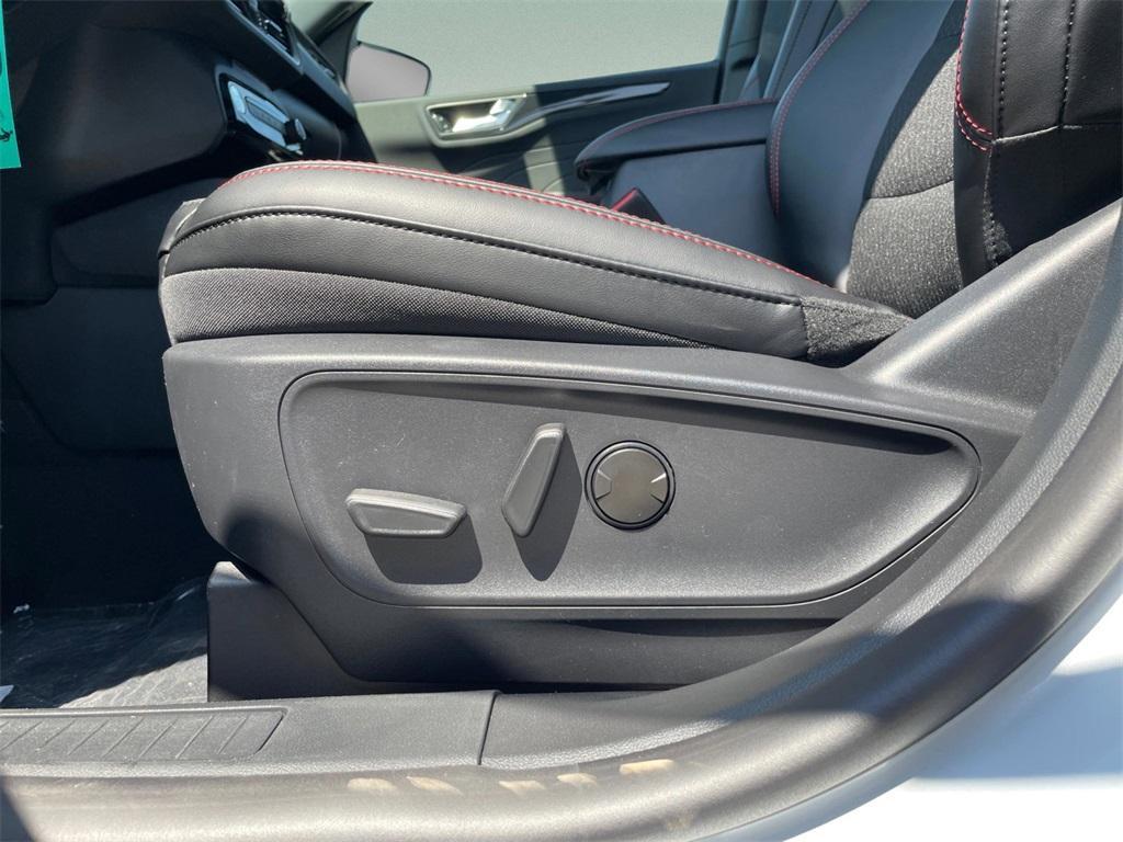 new 2025 Ford Escape car, priced at $30,580
