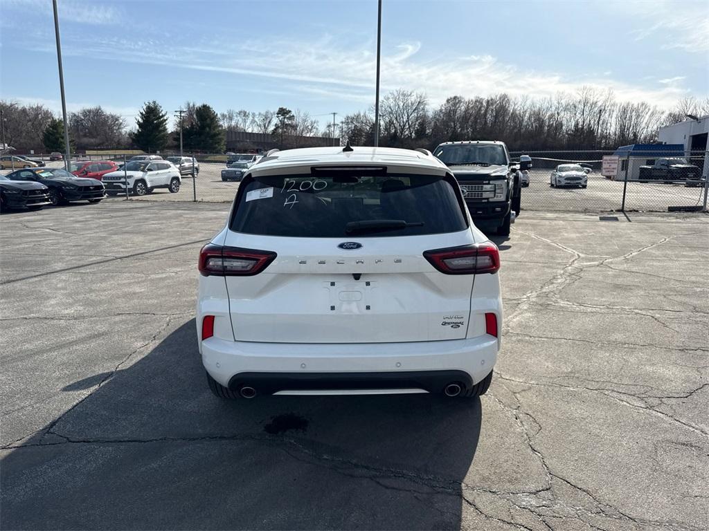 new 2024 Ford Escape car, priced at $30,440
