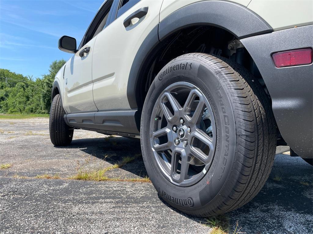 new 2025 Ford Bronco Sport car, priced at $28,570