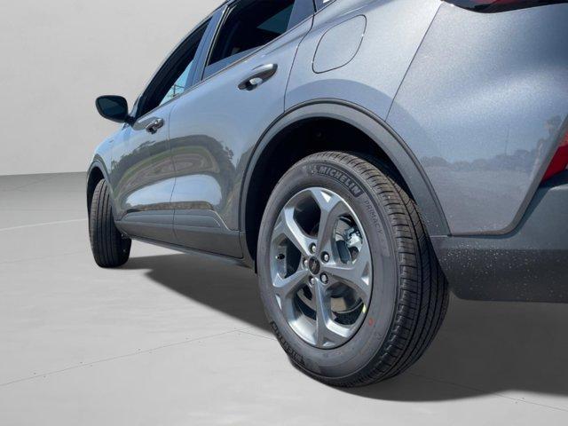 new 2025 Ford Escape car, priced at $30,499