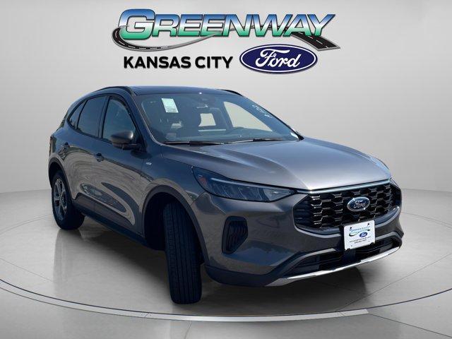 new 2025 Ford Escape car, priced at $30,499