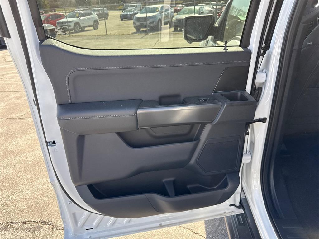 new 2024 Ford F-150 car, priced at $56,554