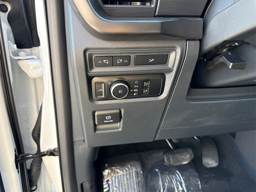 new 2024 Ford F-150 car, priced at $56,554