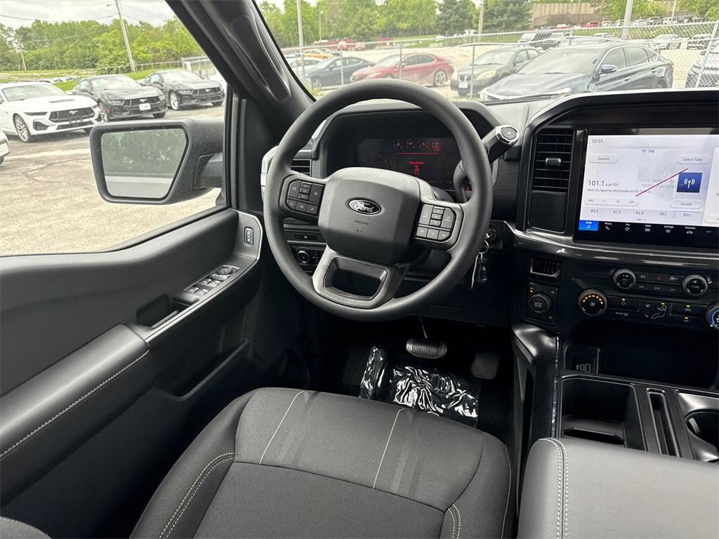 new 2025 Ford F-150 car, priced at $47,348