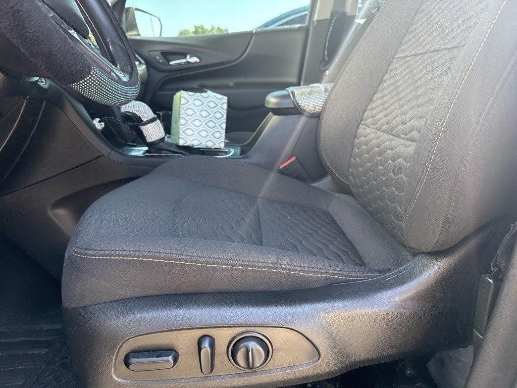 used 2021 Chevrolet Equinox car, priced at $17,990