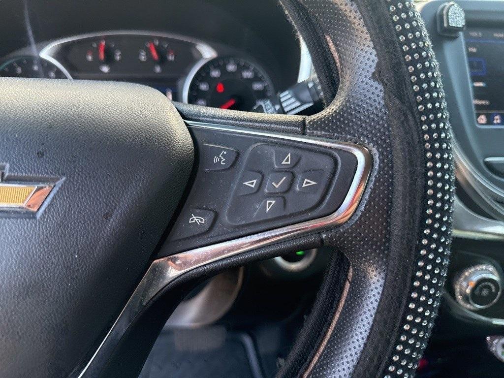 used 2021 Chevrolet Equinox car, priced at $17,990