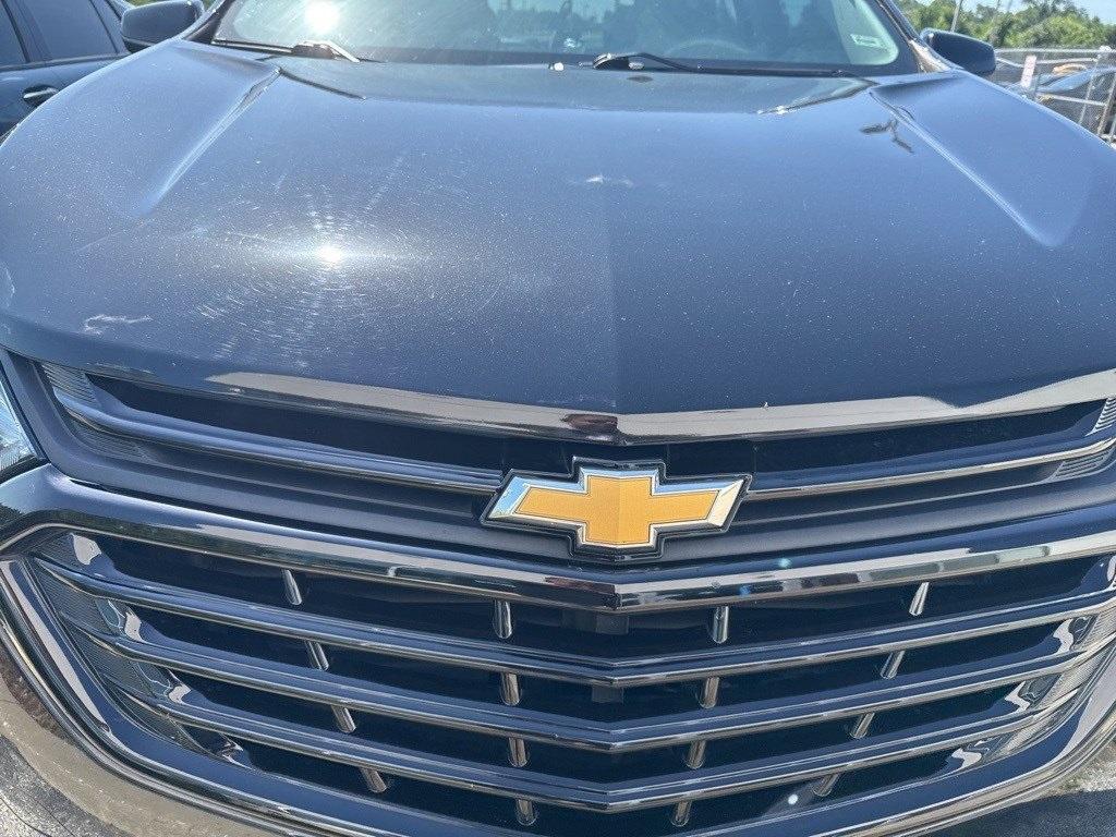 used 2021 Chevrolet Equinox car, priced at $17,990