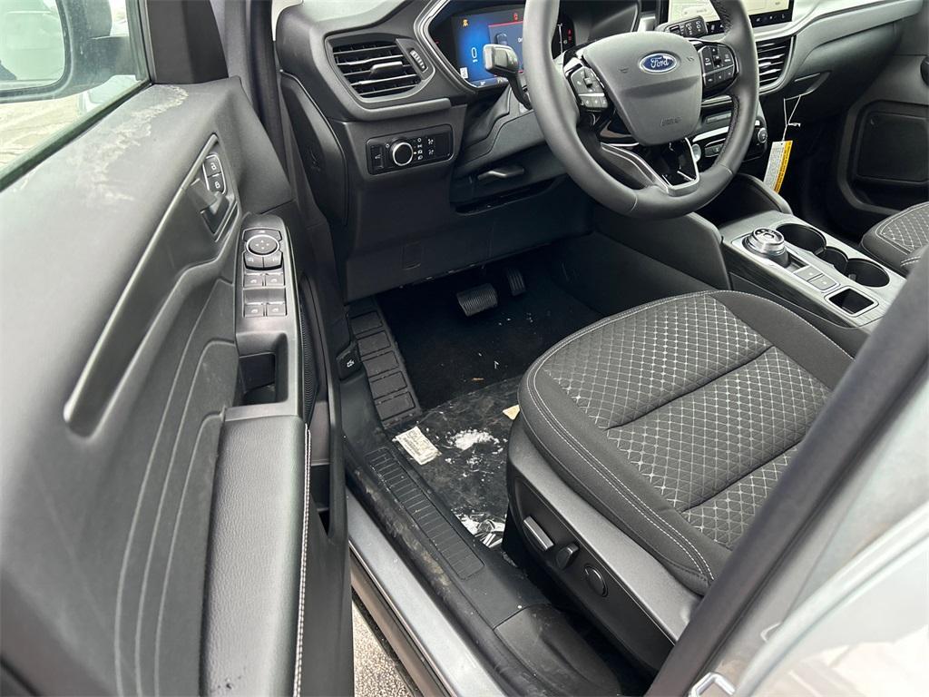 new 2024 Ford Escape car, priced at $28,500