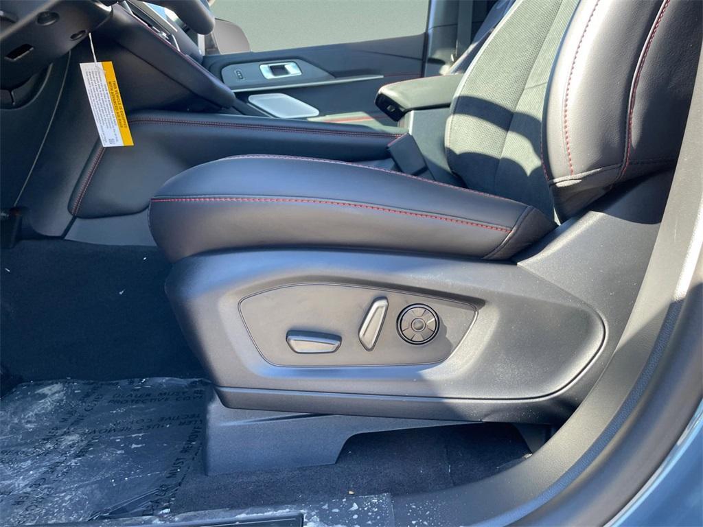 new 2025 Ford Explorer car, priced at $57,790