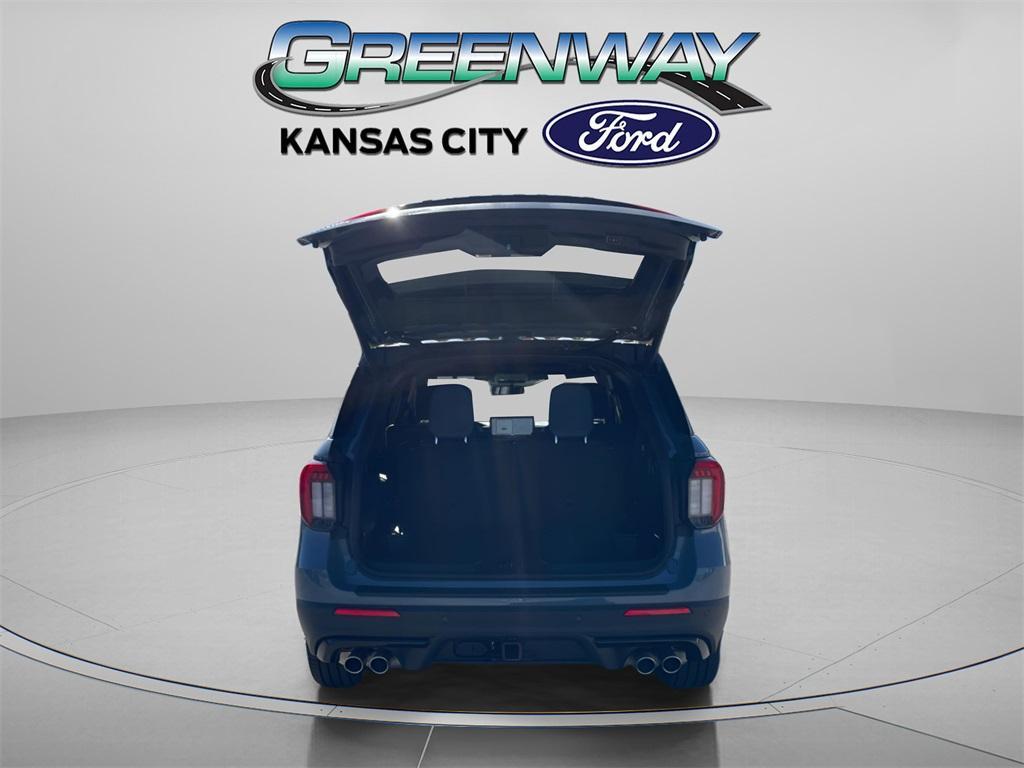 new 2025 Ford Explorer car, priced at $57,790