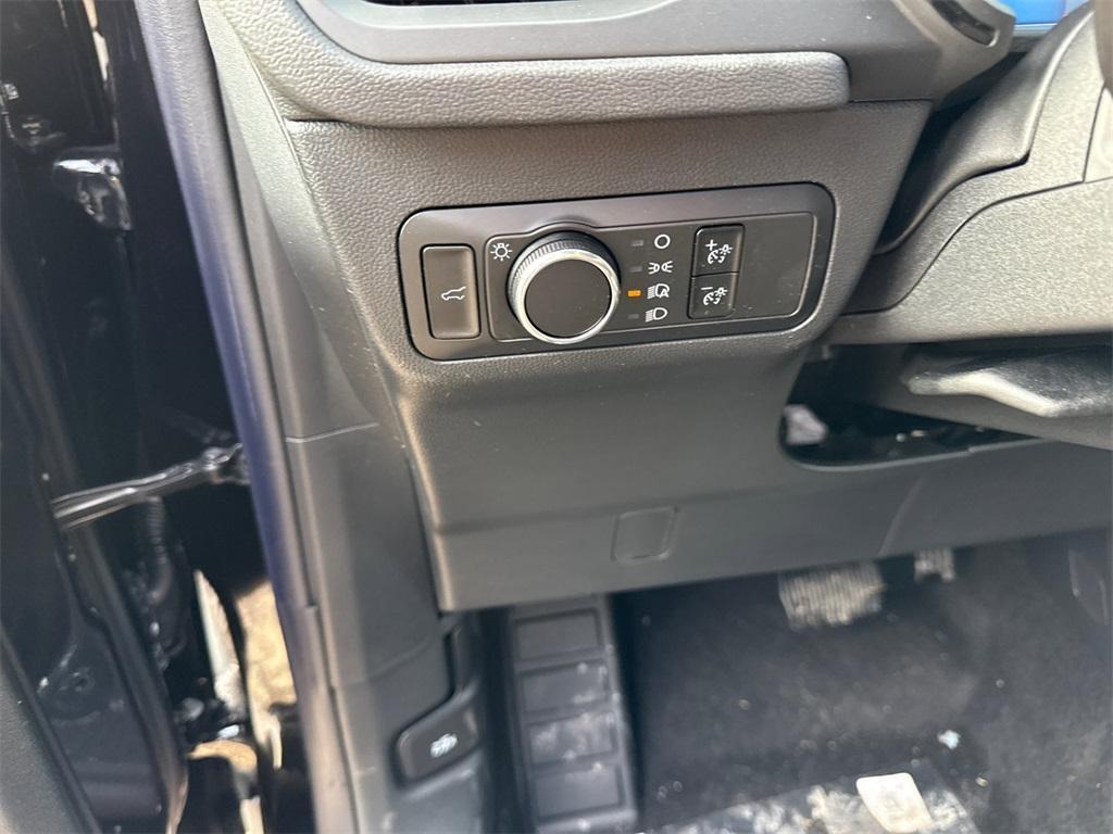 new 2025 Ford Escape car, priced at $30,671