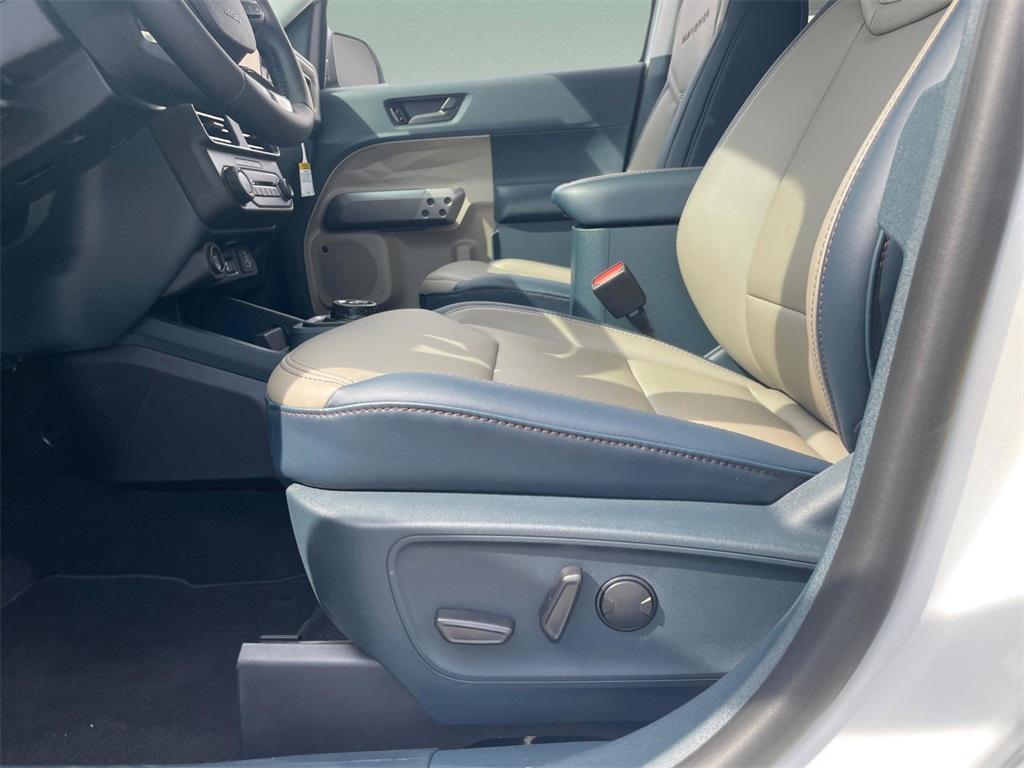new 2025 Ford Maverick car, priced at $39,880