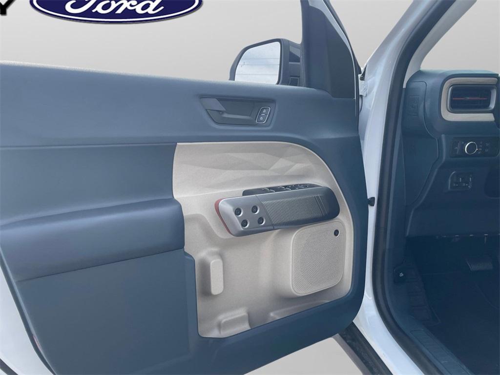 new 2025 Ford Maverick car, priced at $39,880