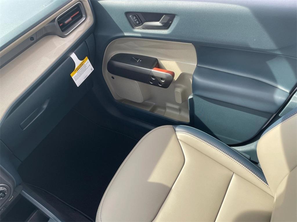 new 2025 Ford Maverick car, priced at $39,880