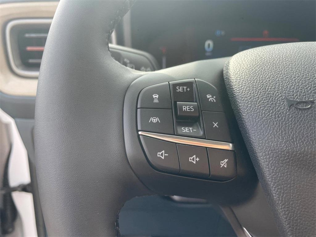 new 2025 Ford Maverick car, priced at $39,880