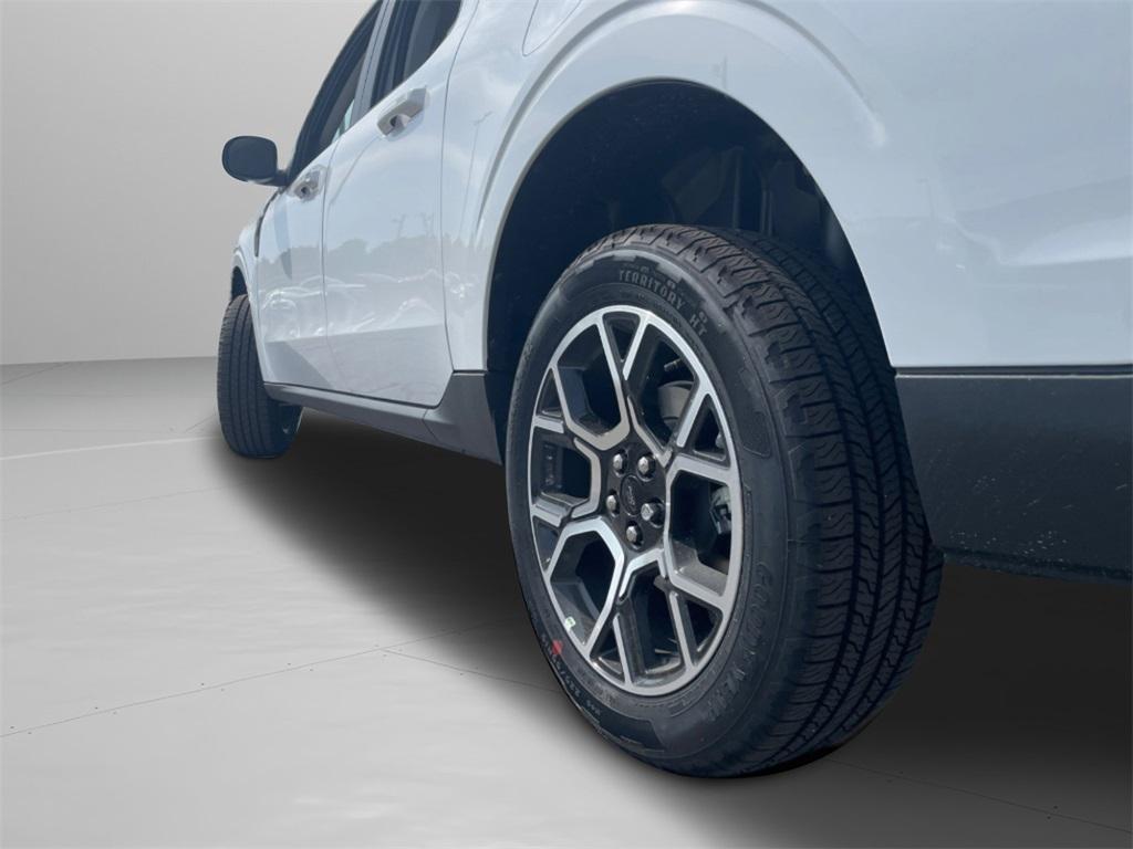 new 2025 Ford Maverick car, priced at $39,880