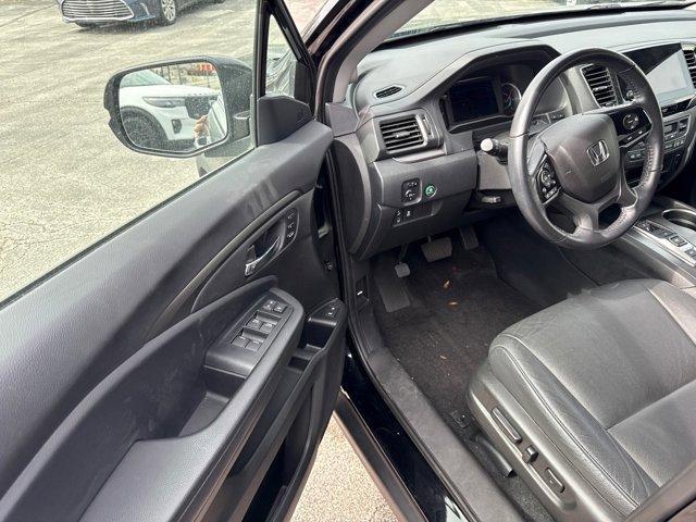 used 2022 Honda Pilot car, priced at $33,990