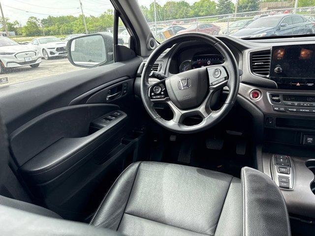 used 2022 Honda Pilot car, priced at $33,990