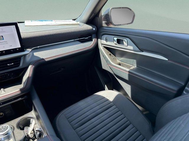 new 2025 Ford Explorer car, priced at $48,085