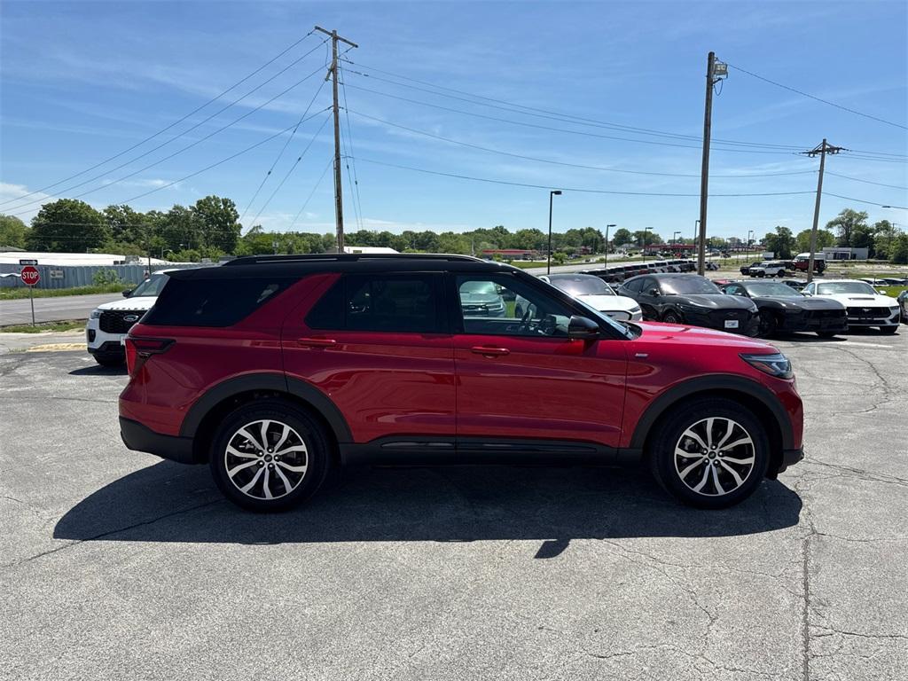 new 2025 Ford Explorer car, priced at $48,085