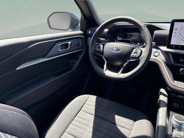 new 2025 Ford Explorer car, priced at $48,085