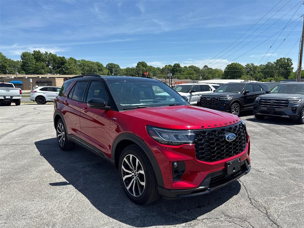 new 2025 Ford Explorer car, priced at $48,085