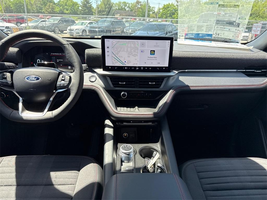new 2025 Ford Explorer car, priced at $48,085