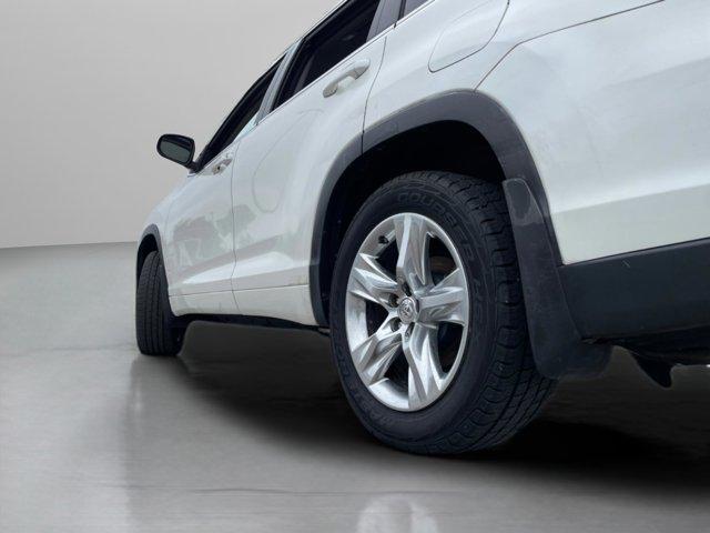 used 2015 Toyota Highlander car, priced at $21,990