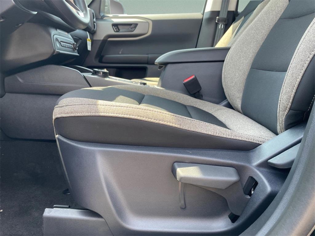 new 2025 Ford Bronco Sport car, priced at $28,900