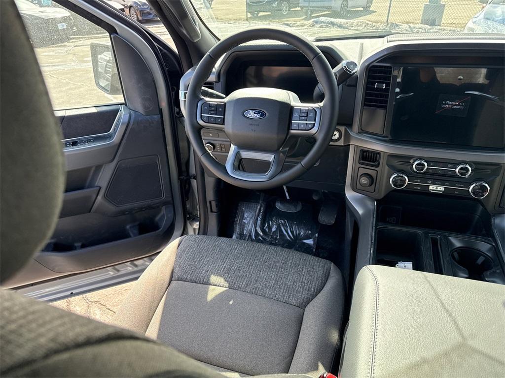 new 2025 Ford F-150 car, priced at $45,138