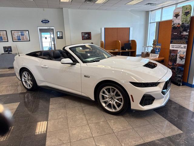 new 2025 Ford Mustang car