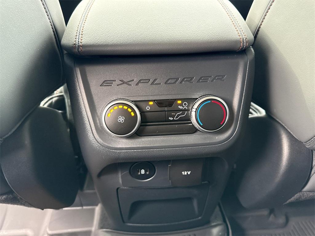 new 2025 Ford Explorer car, priced at $44,441