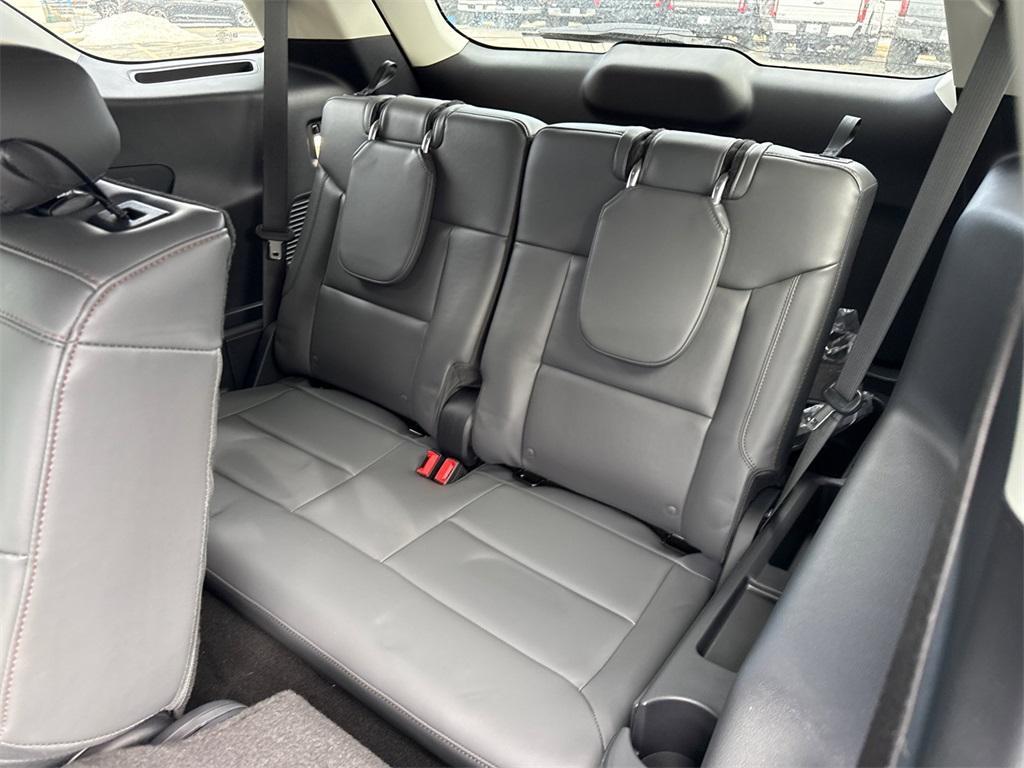new 2025 Ford Explorer car, priced at $44,441