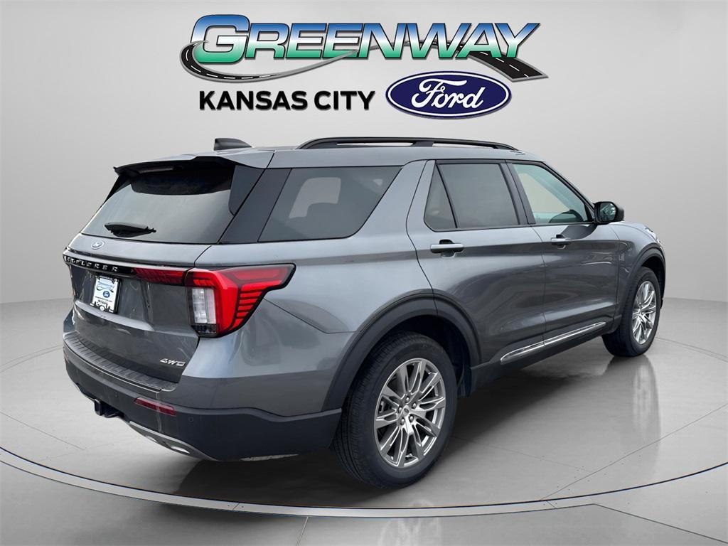 new 2025 Ford Explorer car, priced at $43,373